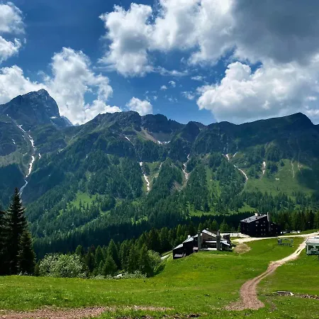 Lägenhet Il Covo Dello Sciatore